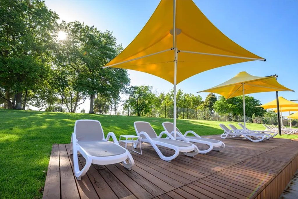 Mái che bể bơi Carnegie Memorial