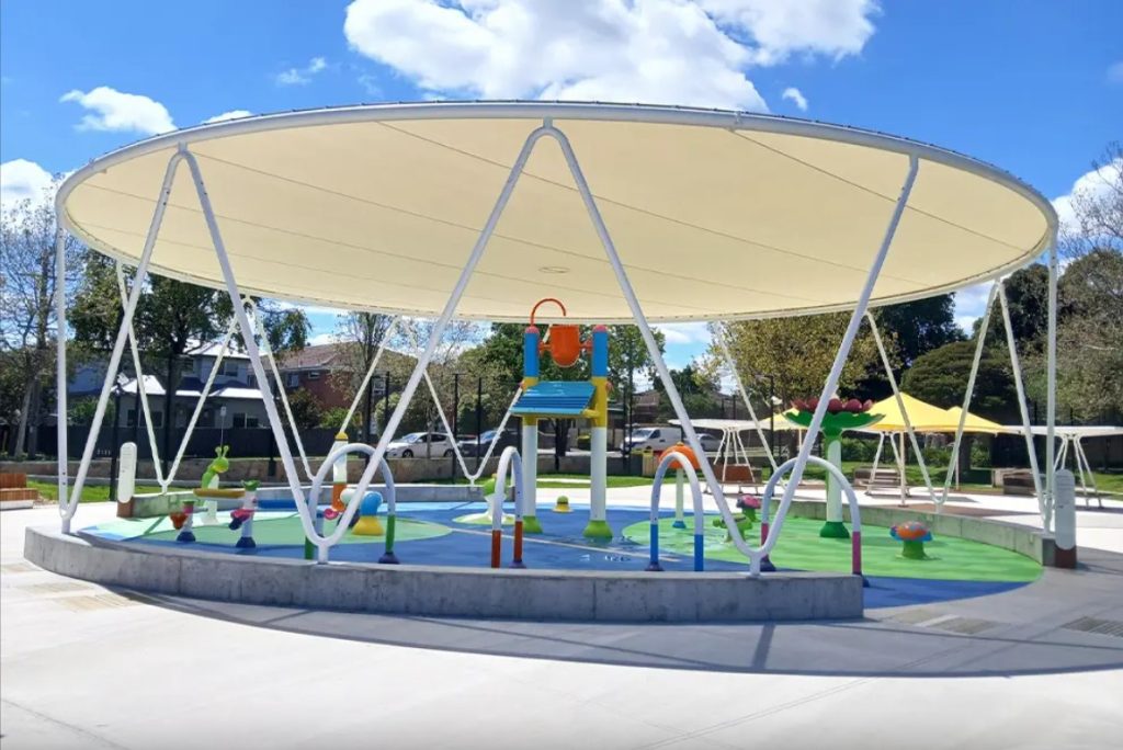 Mái che bể bơi Carnegie Memorial