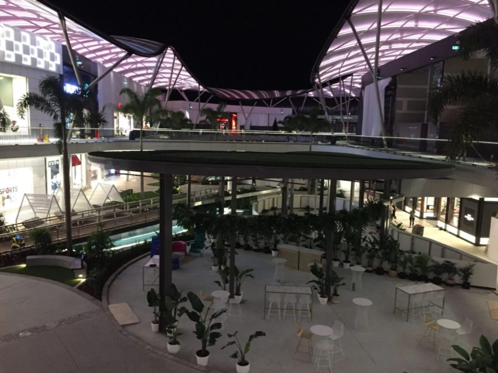 Mái nhà khu nghỉ dưỡng Pacific Fair