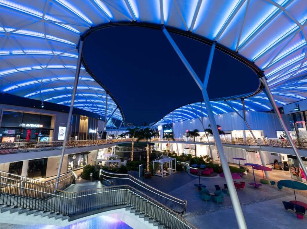 Mái nhà khu nghỉ dưỡng Pacific Fair