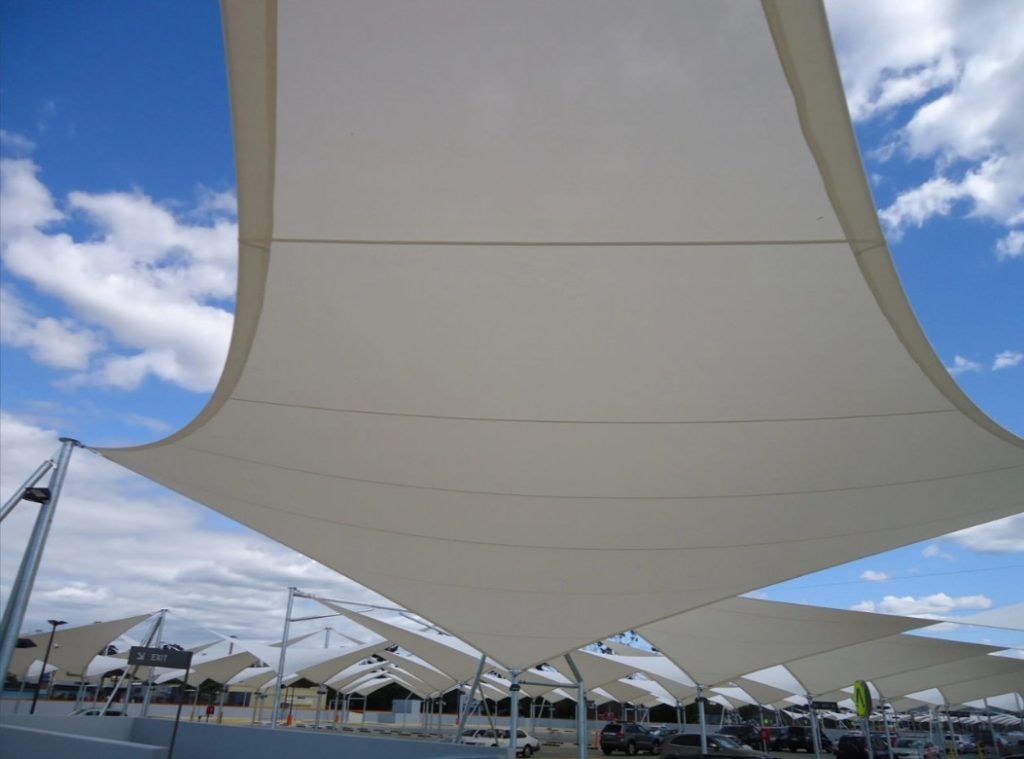 Mái che nhà xe bạt căng HDPE