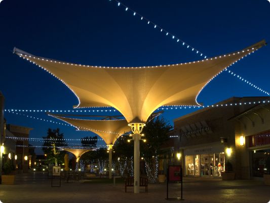 Tăng tính thẩm mỹ cho cảnh quan công trình nhờ mái che màng căng kiến trúc